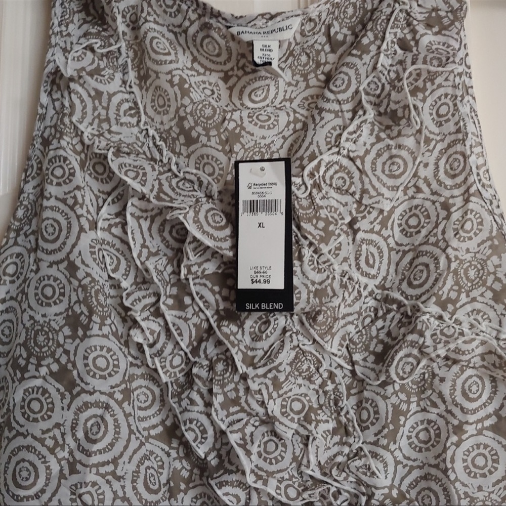 Banana Republic Silk Blend Swirl Blouse